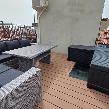 Pirana Apartment Bagian luar foto