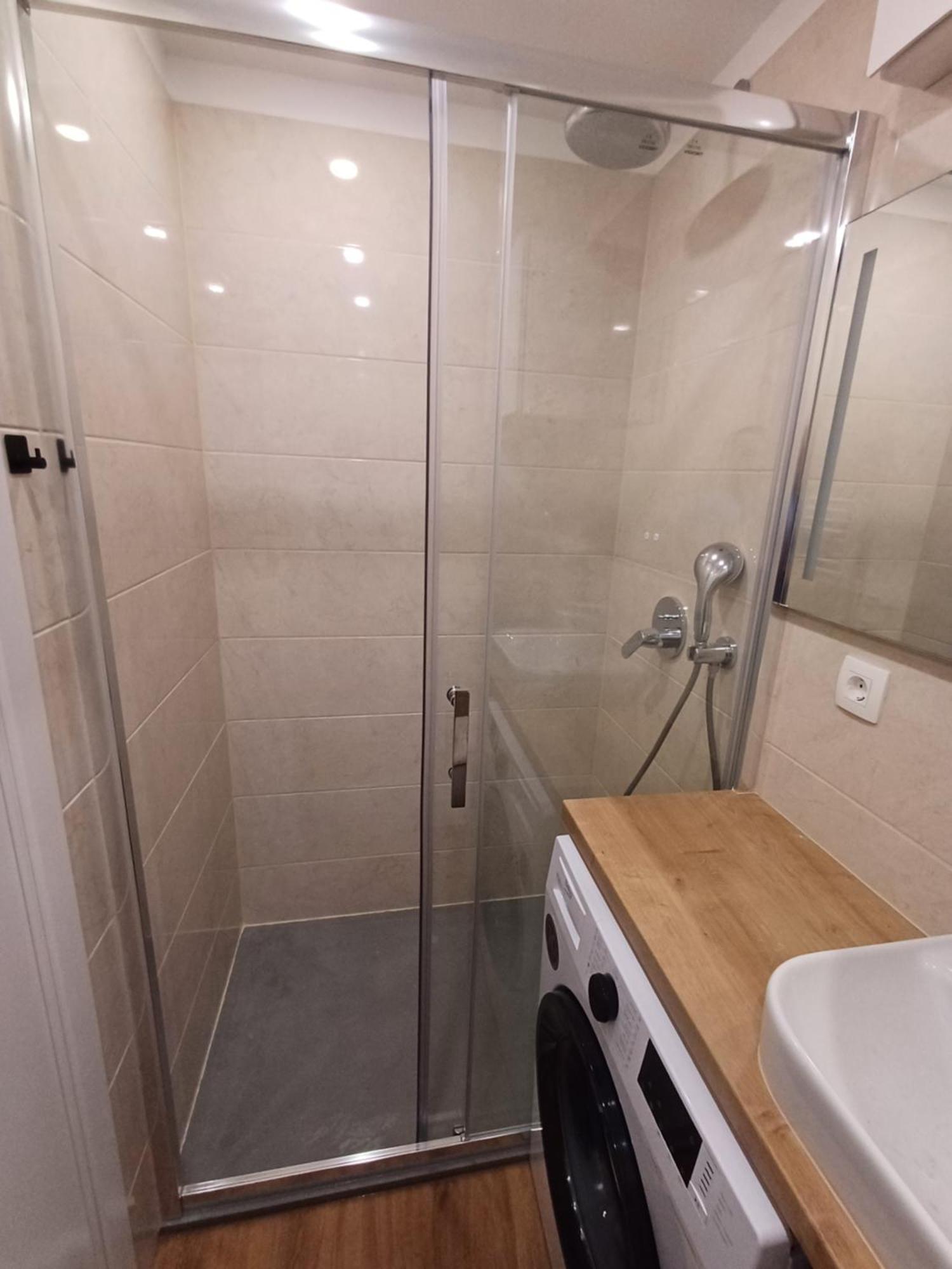 Pirana Apartment Bagian luar foto