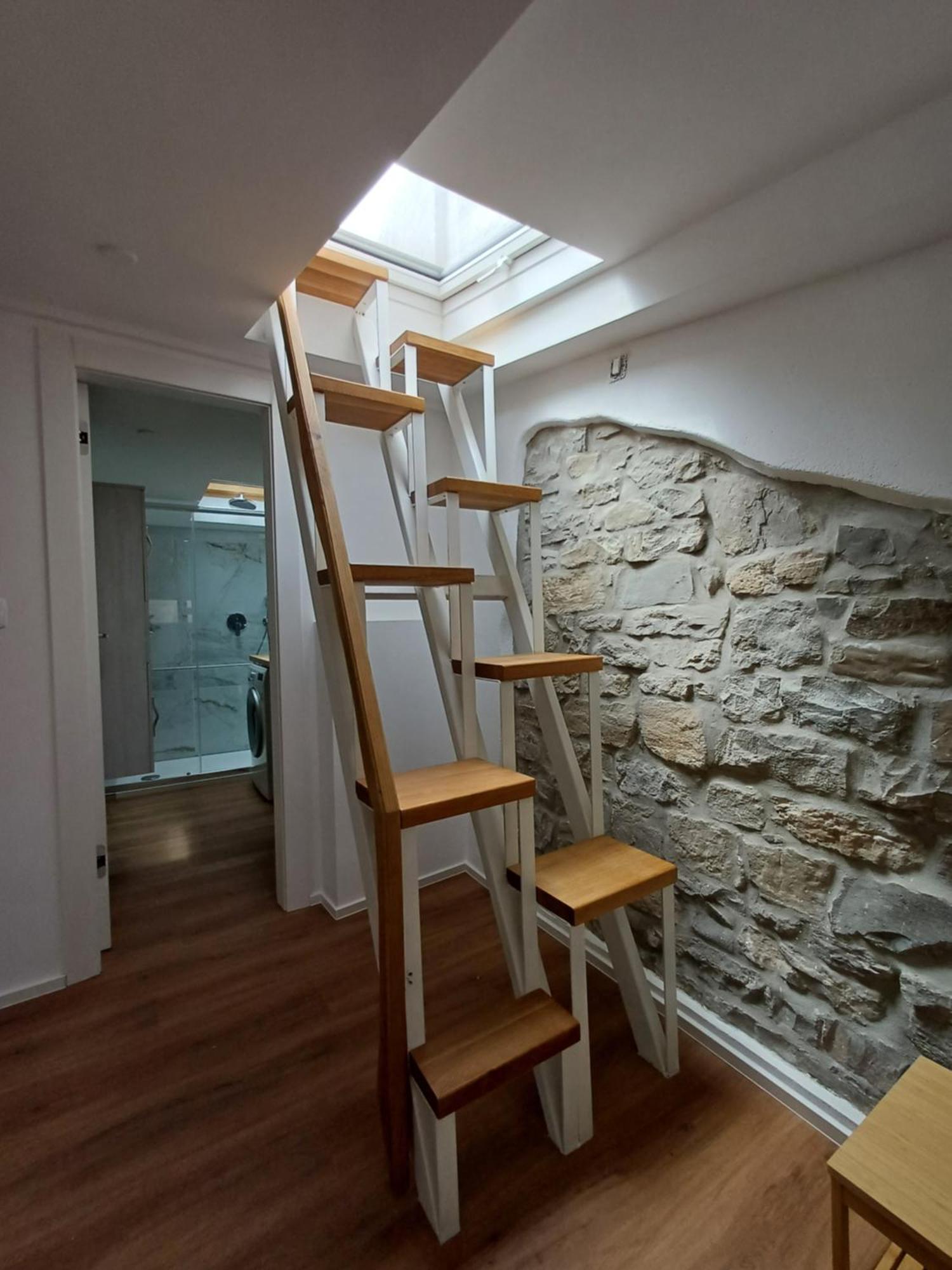 Pirana Apartment Bagian luar foto